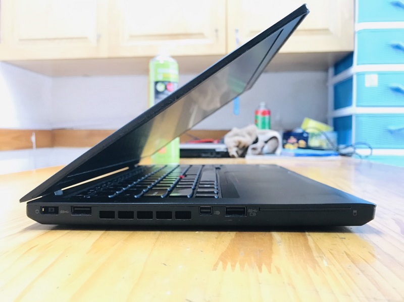 Laptop Lenovo Thinkpad T440s cũ